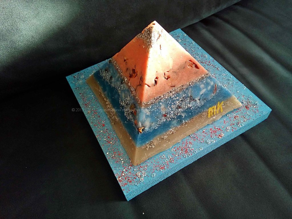 Pyramid Orgonite 17 Cinnamon Moon