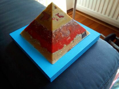 Pyramid Orgonite Netherland 2 - 001