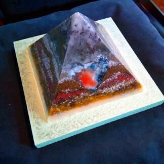 Piramide Orgone Angelite Hart 17