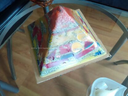 Abstrakta pyramid orgonite 24 cm, beeswax and metals, crystal of quartz and rose quartz.