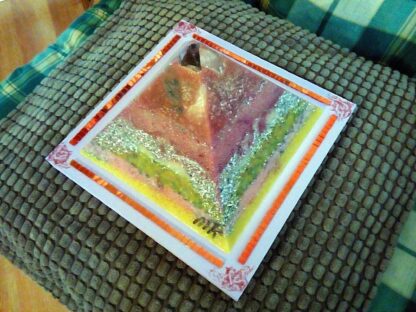 VK Ultra pyramid orgonite