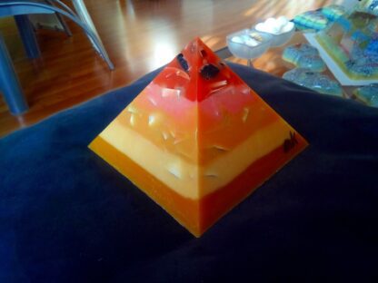 Lemuria Dream 17 cm pyramid orgonite 002