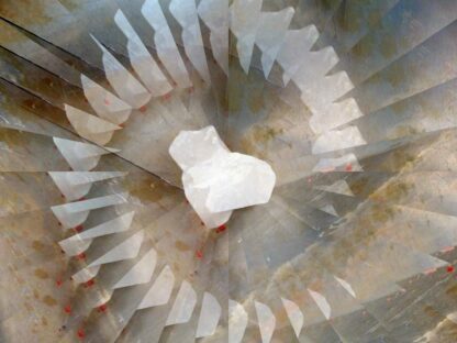 Peacekeeper 17 cm pyramid orgonite - immagine 3
